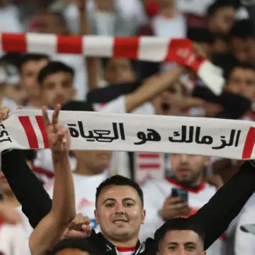 شوبير يفجرها: الأهلي يتحرك لحرمان الزمالك من المشاركة بدوري أبطال أفريقيا